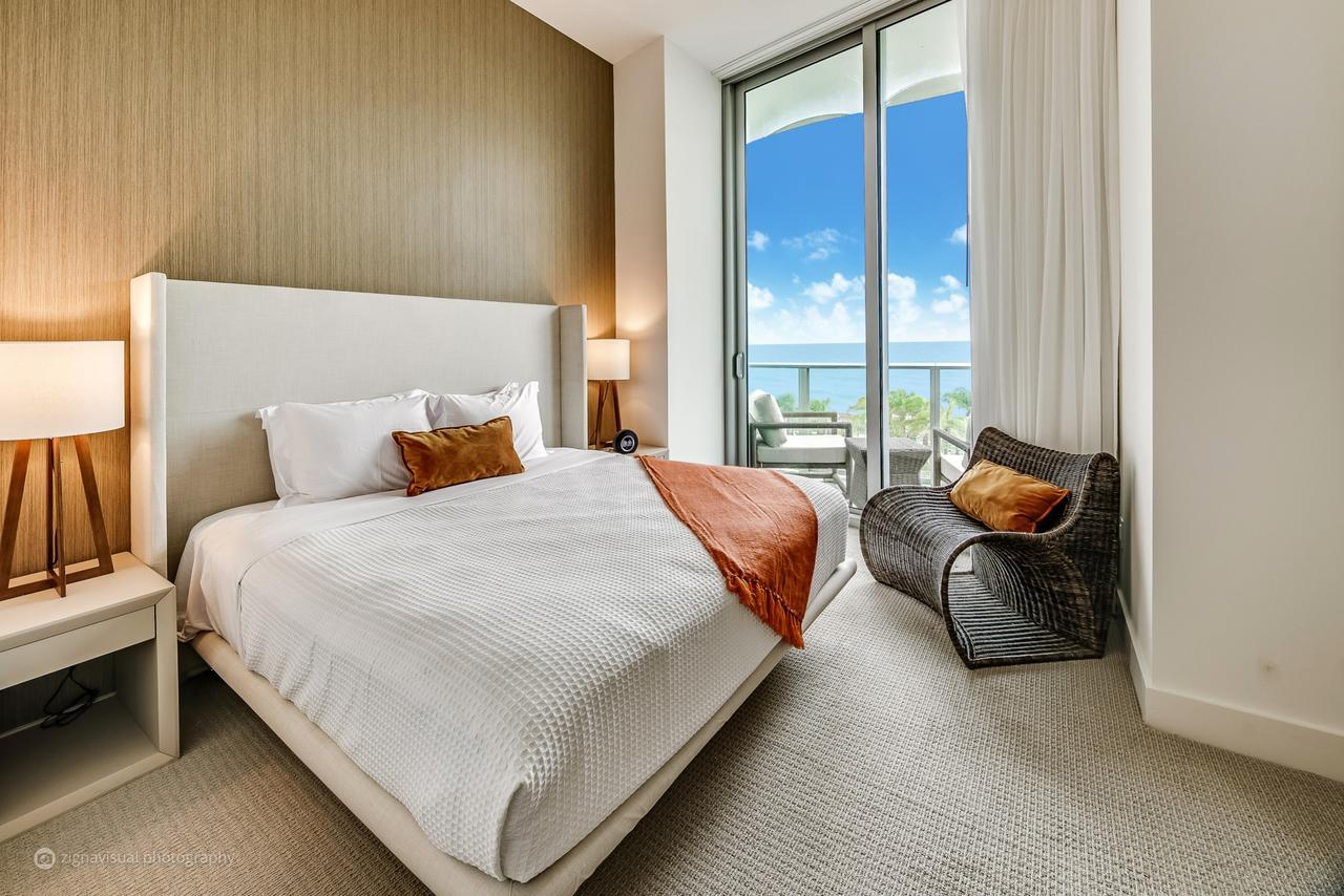 Contemporary Beach Resort Condos Dania Beach Exterior foto